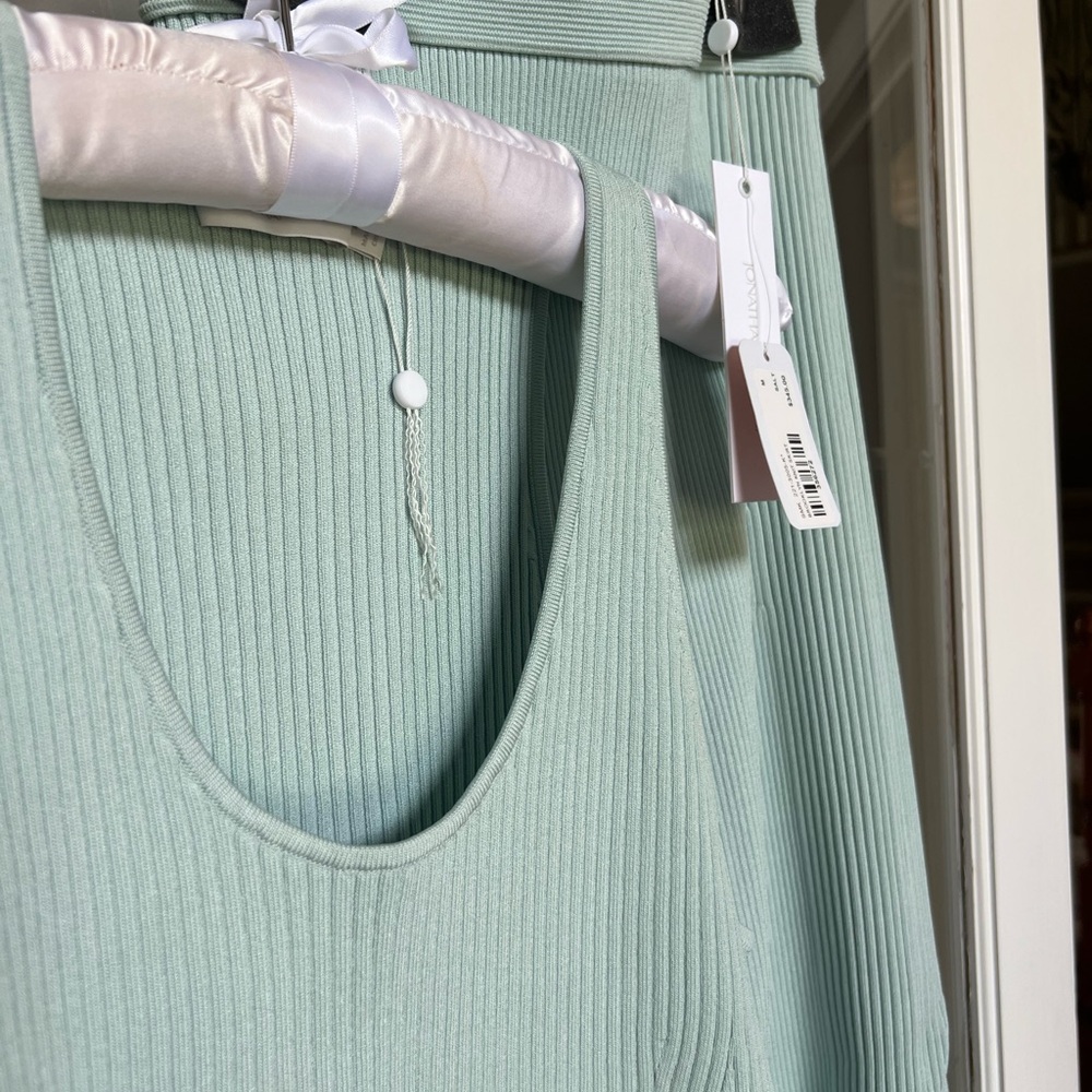 Two piece ribbed skirt set